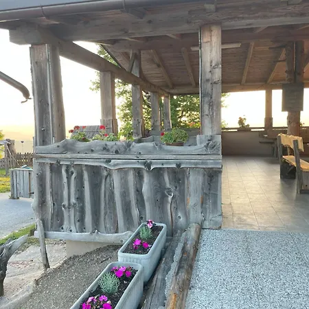 Planinski Dom Jance Affittacamere *