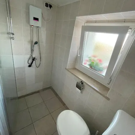 Planinski Dom Jance * לובליאנה